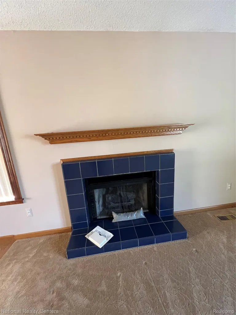 992 Alpine Drive Brighton City MI 48116