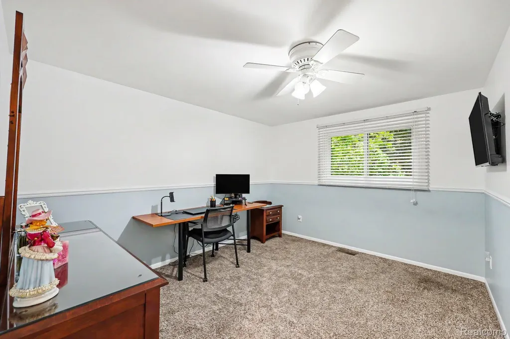13555 Terry Drive Shelby Charter Township MI 48315