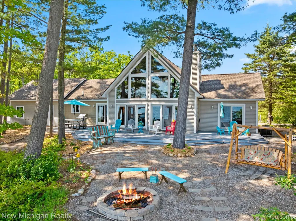 1811 Sunset Drive Gaylord City MI 49735