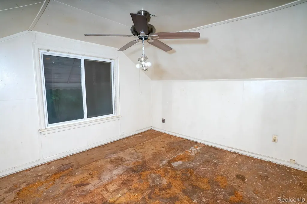 4224 W Davison Detroit City MI 48238