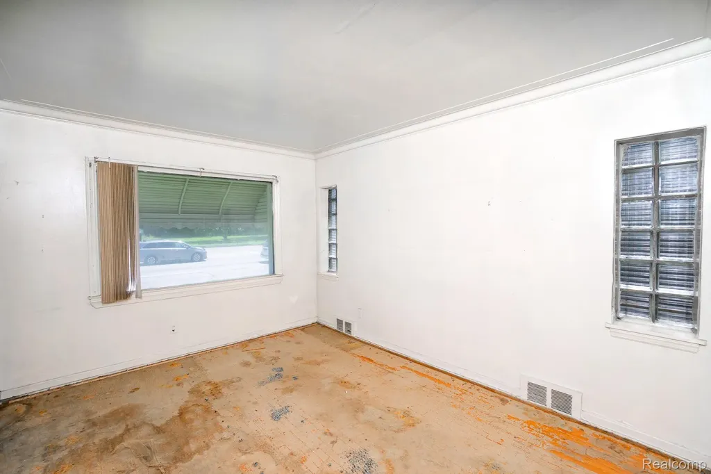 4224 W Davison Detroit City MI 48238