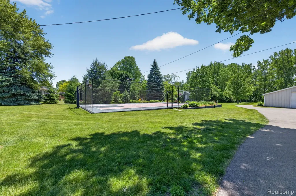 9353 Hill Road Gaines Township MI 48473