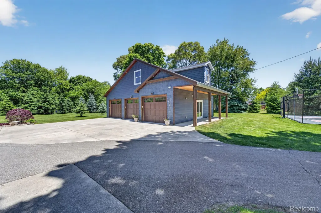 9353 Hill Road Gaines Township MI 48473