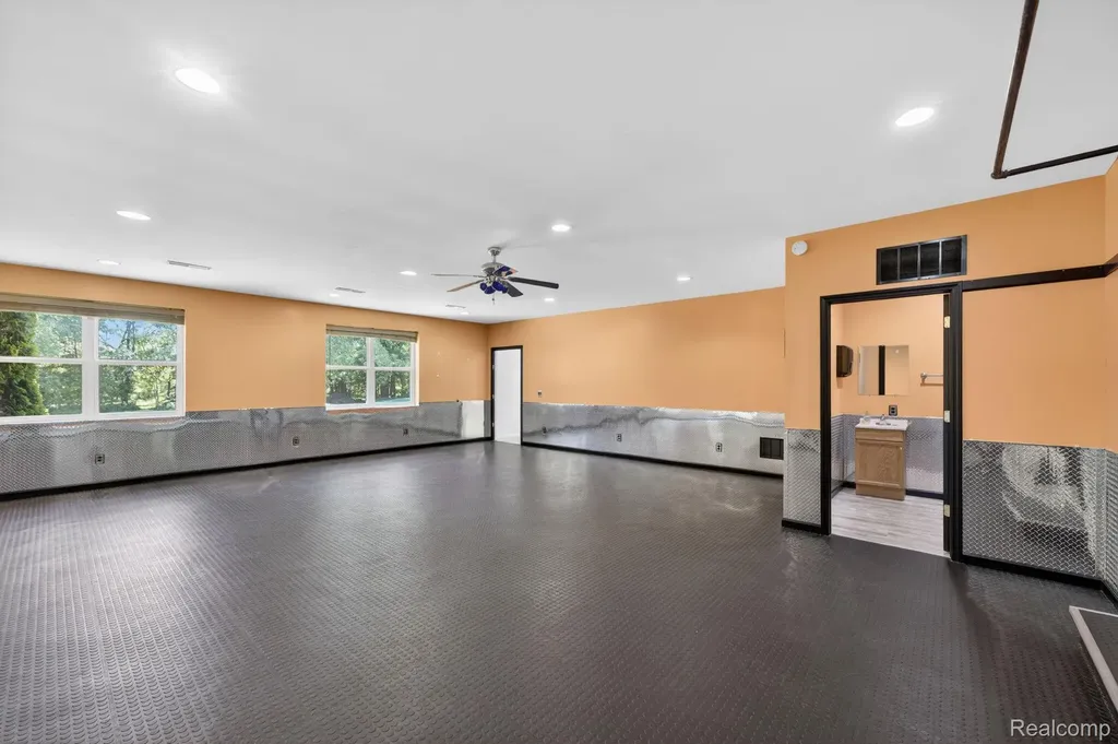 9353 Hill Road Gaines Township MI 48473