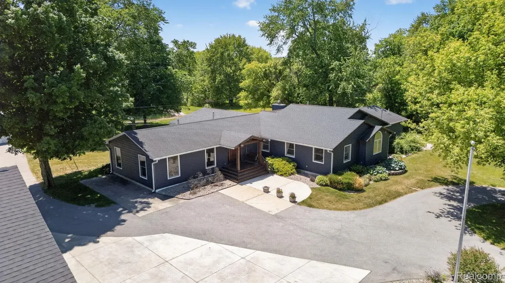9353 Hill Road Gaines Township MI 48473