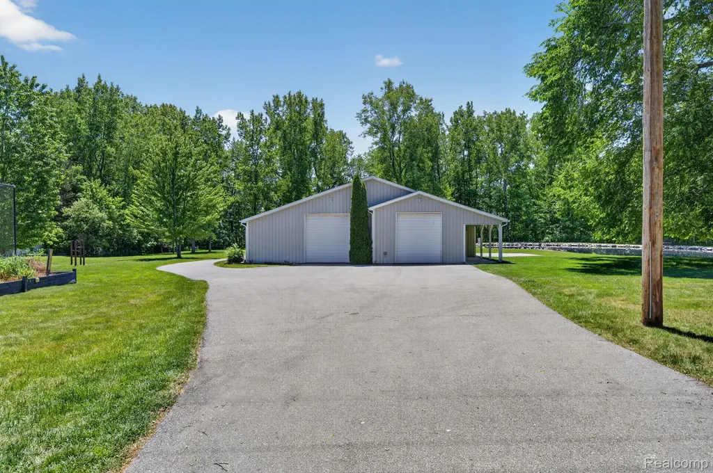 9353 Hill Road Gaines Township MI 48473