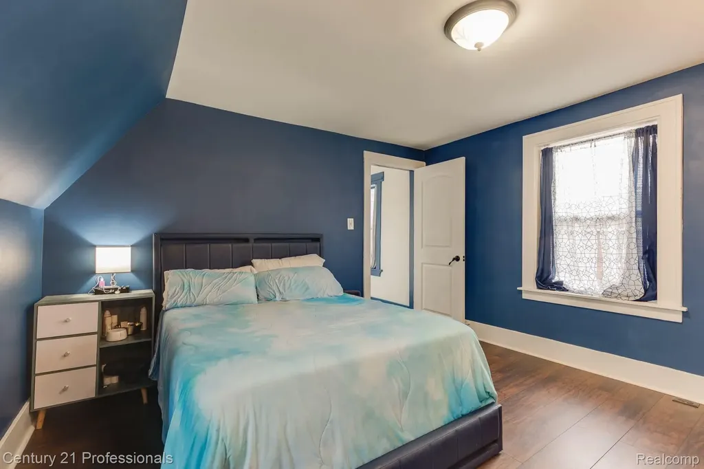 1500 W Saint Joseph Street Lansing City MI 48915