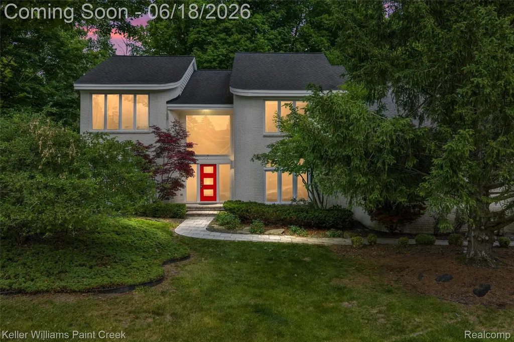 25626 Gina Court Novi City MI 48374