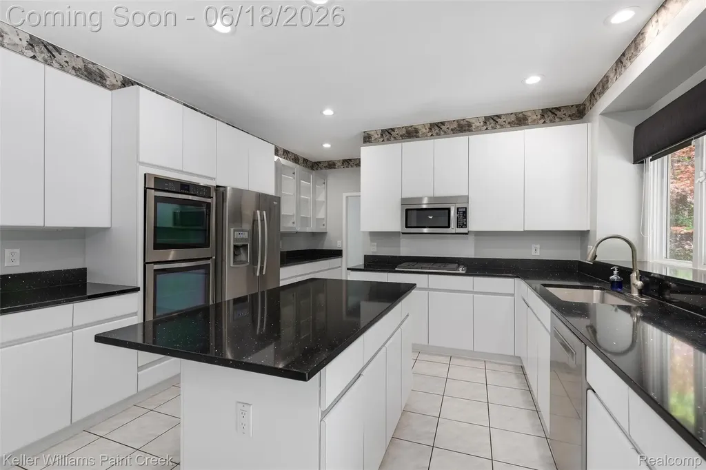 25626 Gina Court Novi City MI 48374