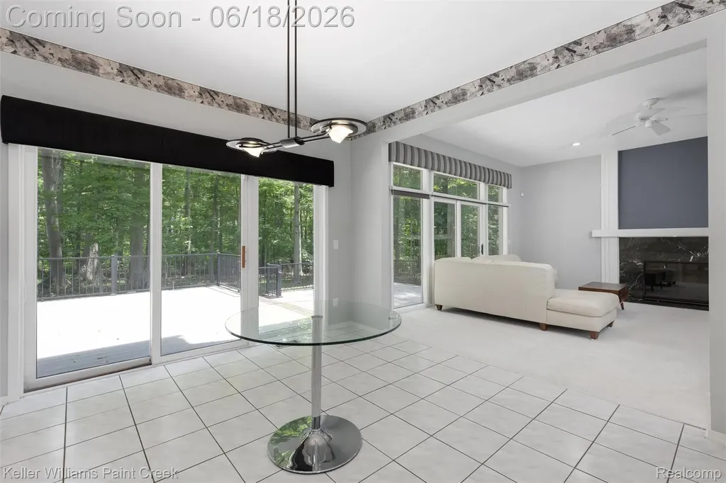 25626 Gina Court Novi City MI 48374