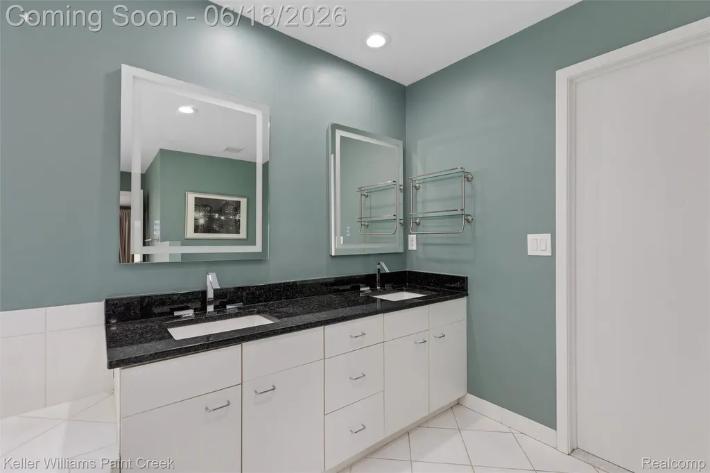 25626 Gina Court Novi City MI 48374