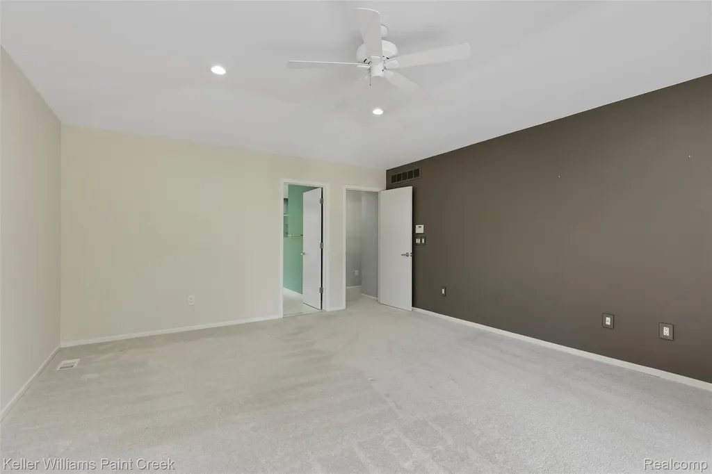 25626 Gina Court Novi City MI 48374