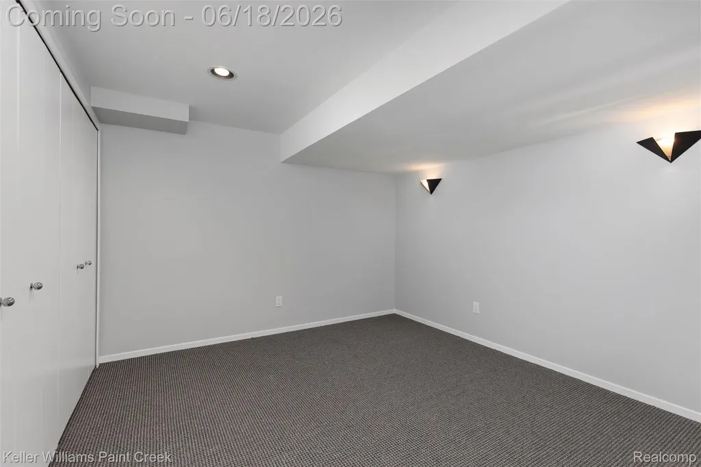 25626 Gina Court Novi City MI 48374