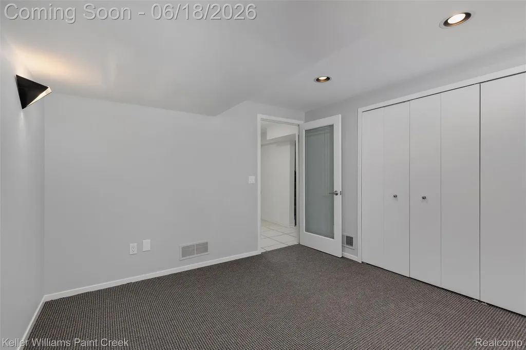 25626 Gina Court Novi City MI 48374