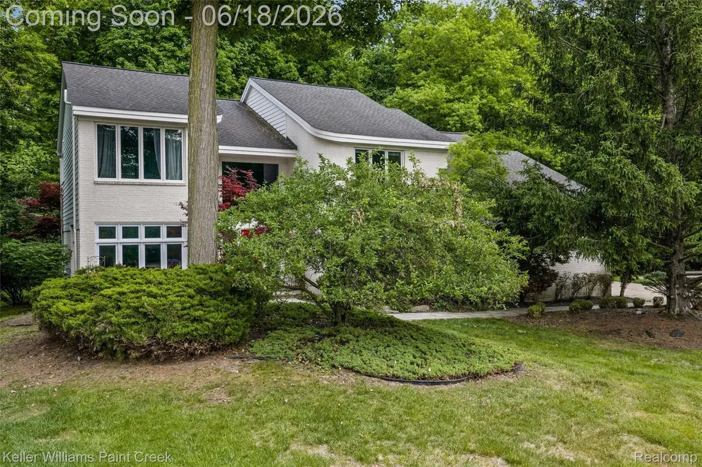25626 Gina Court Novi City MI 48374