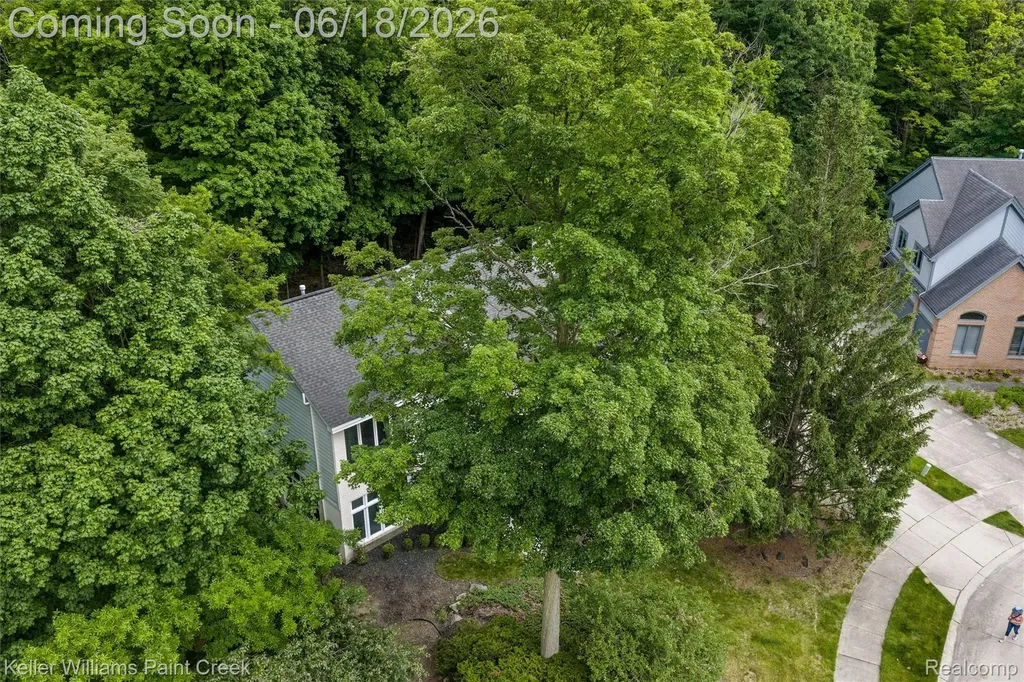 25626 Gina Court Novi City MI 48374