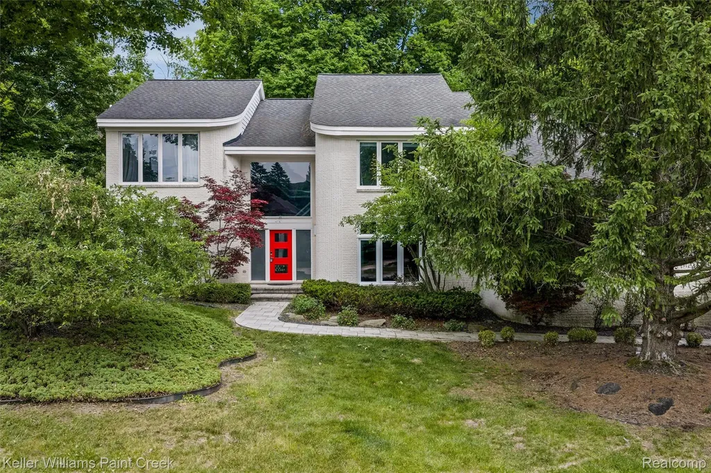 25626 Gina Court Novi City MI 48374