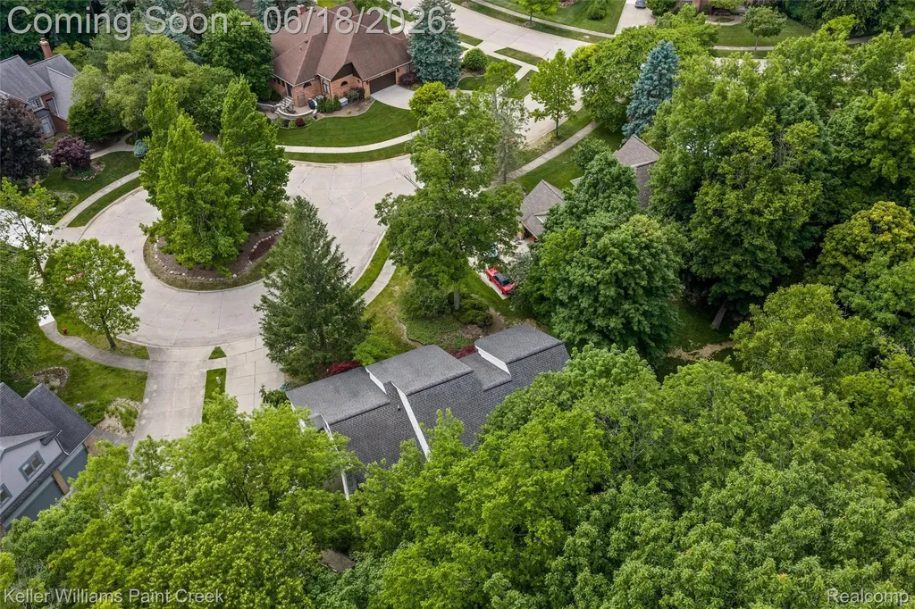 25626 Gina Court Novi City MI 48374