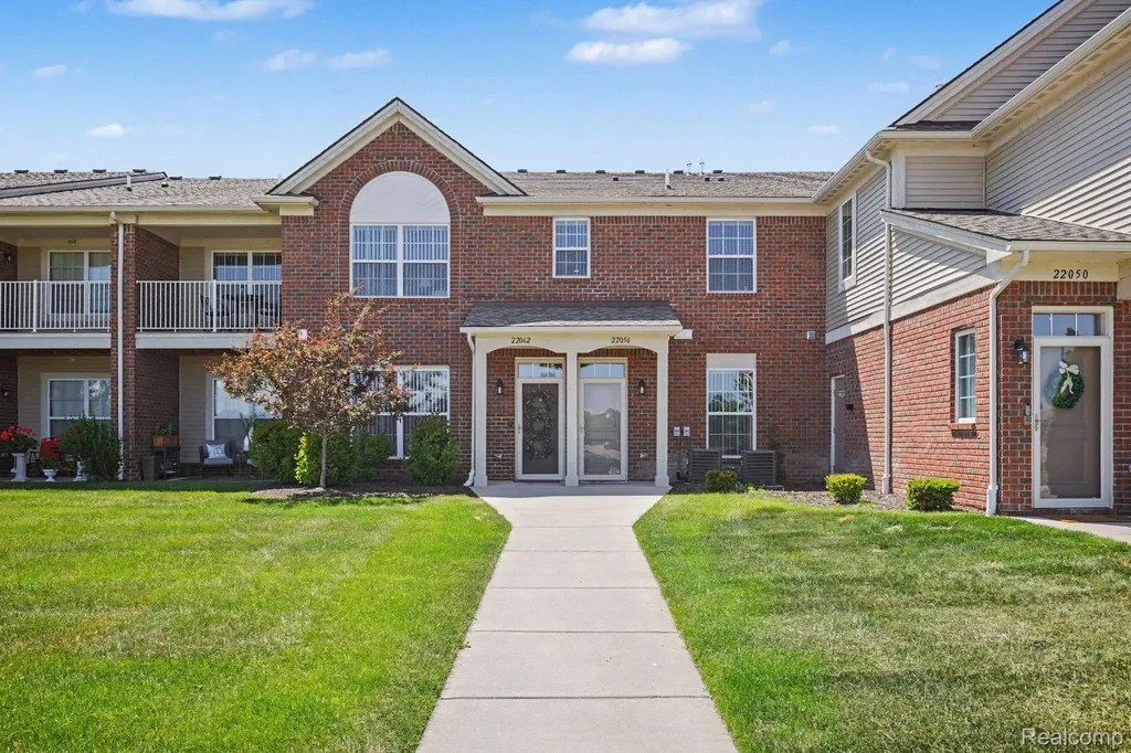 22056 Andover Drive Macomb Township MI 48042