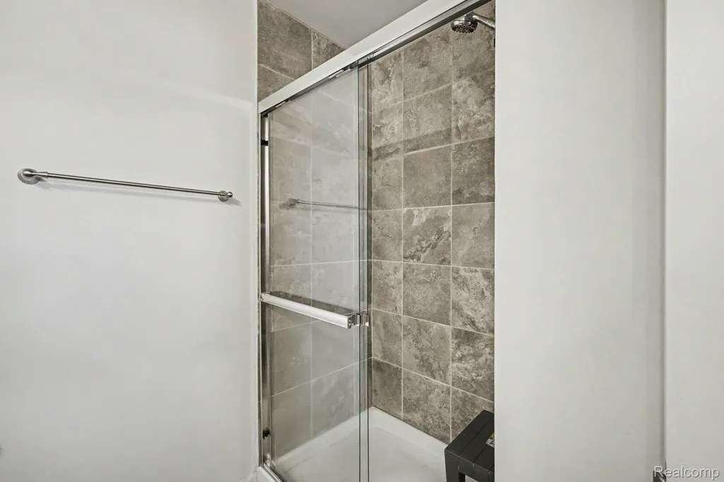 22056 Andover Drive Macomb Township MI 48042