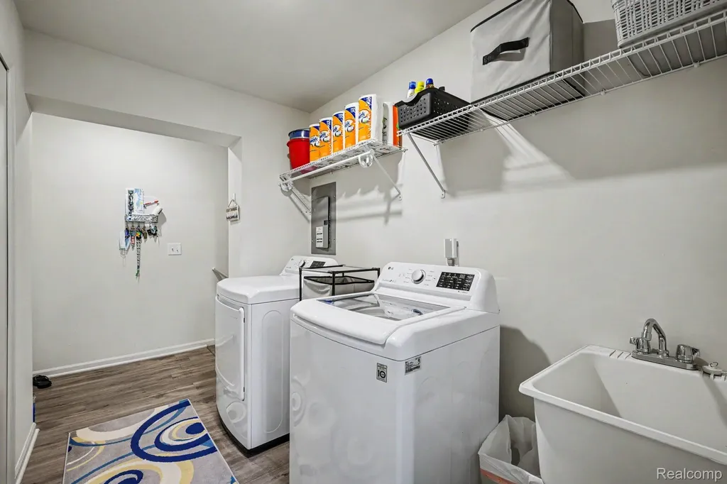 22056 Andover Drive Macomb Township MI 48042