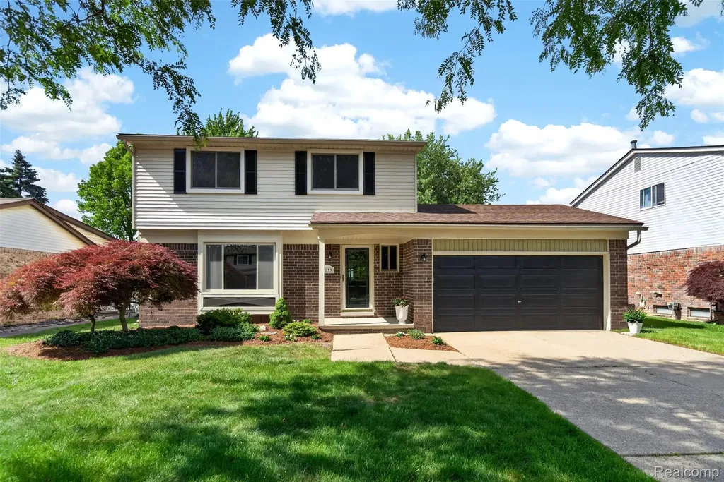 2133 Keystone Drive Sterling Heights City MI 48310
