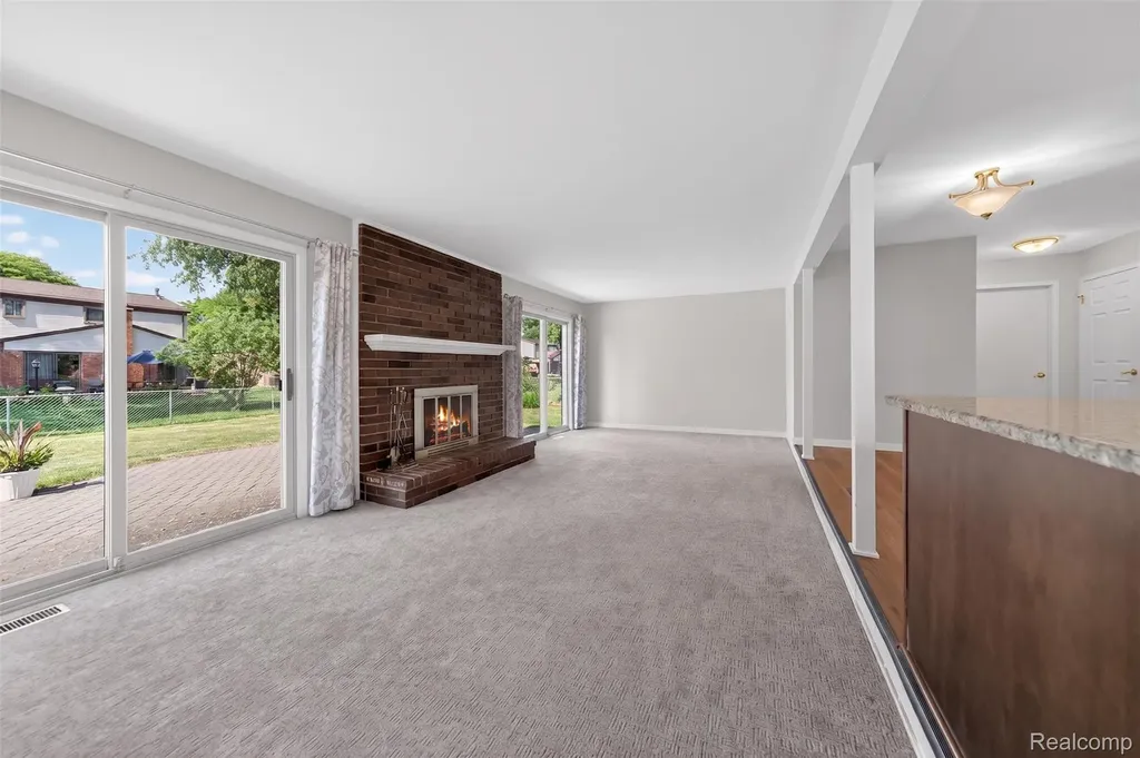 2133 Keystone Drive Sterling Heights City MI 48310