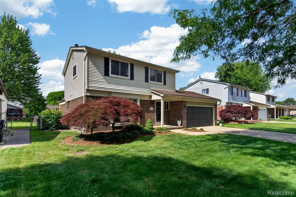 2133 Keystone Drive Sterling Heights City MI 48310