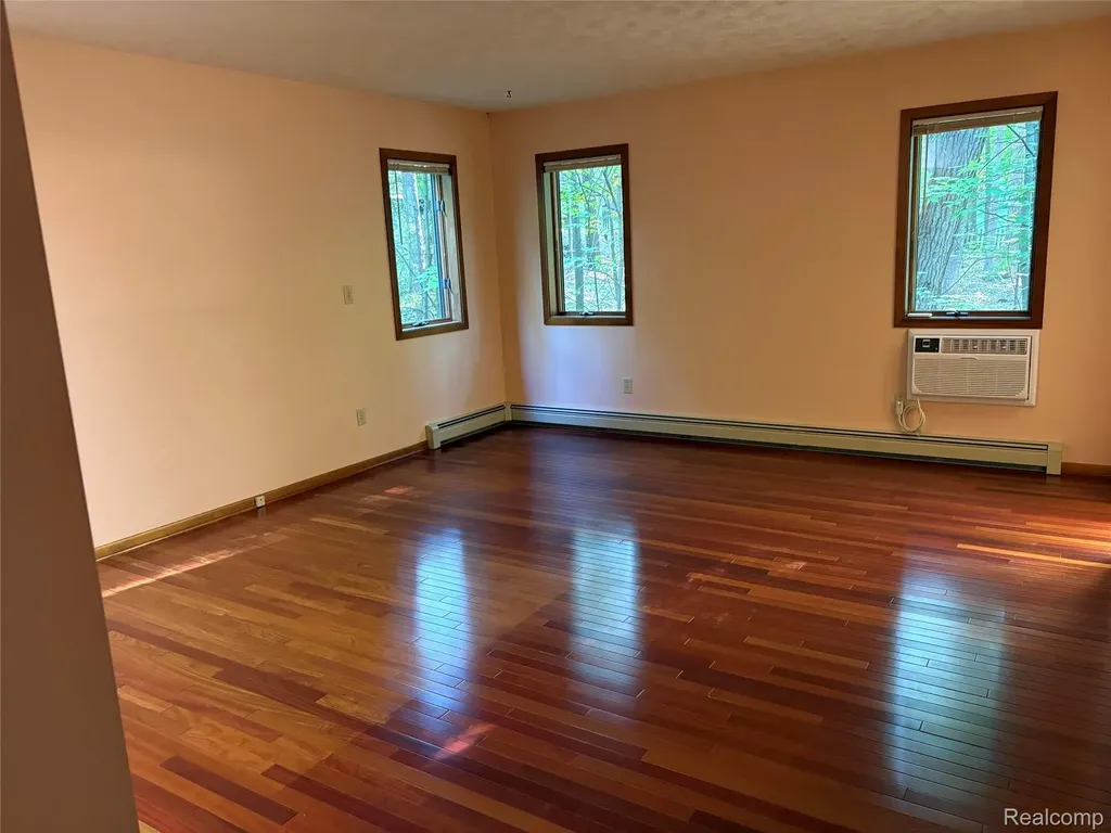 4341 Maplewood Lane Acme Township MI 49686