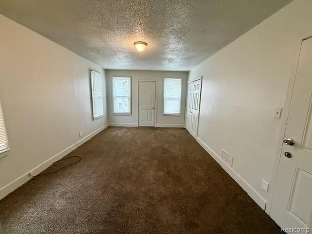 14422 Maddelein Street Detroit City MI 48205