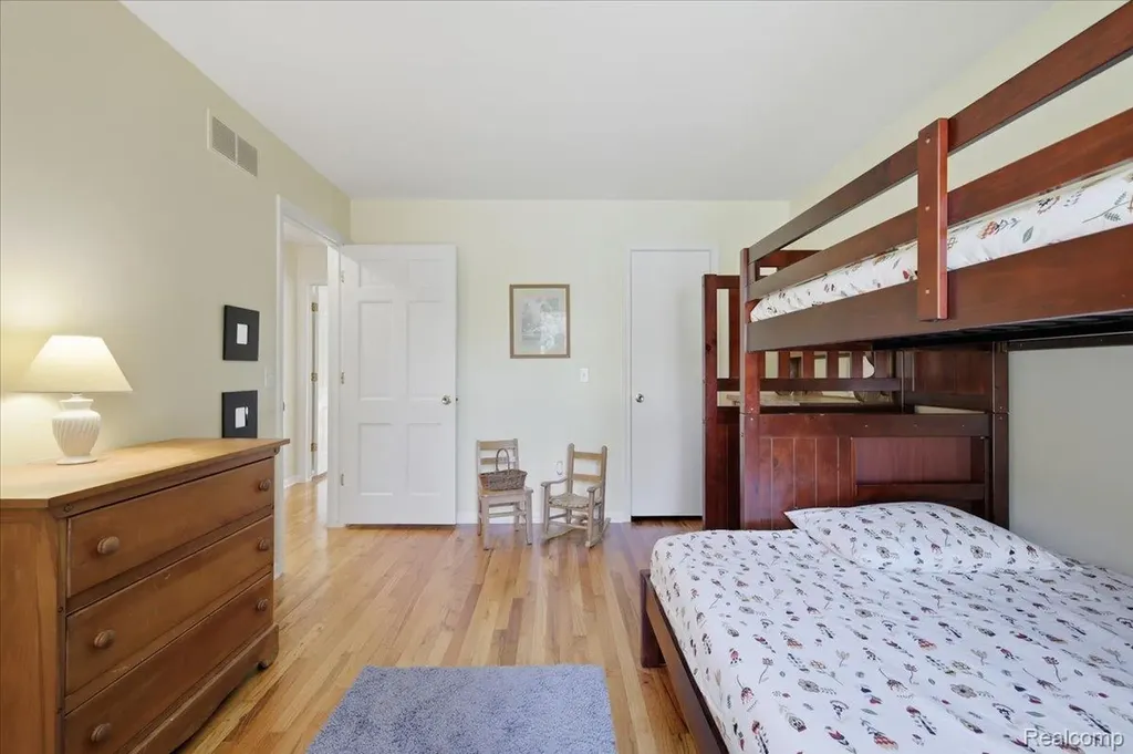 5048 Tree Hill Road Grand Blanc Charter Township MI 48439