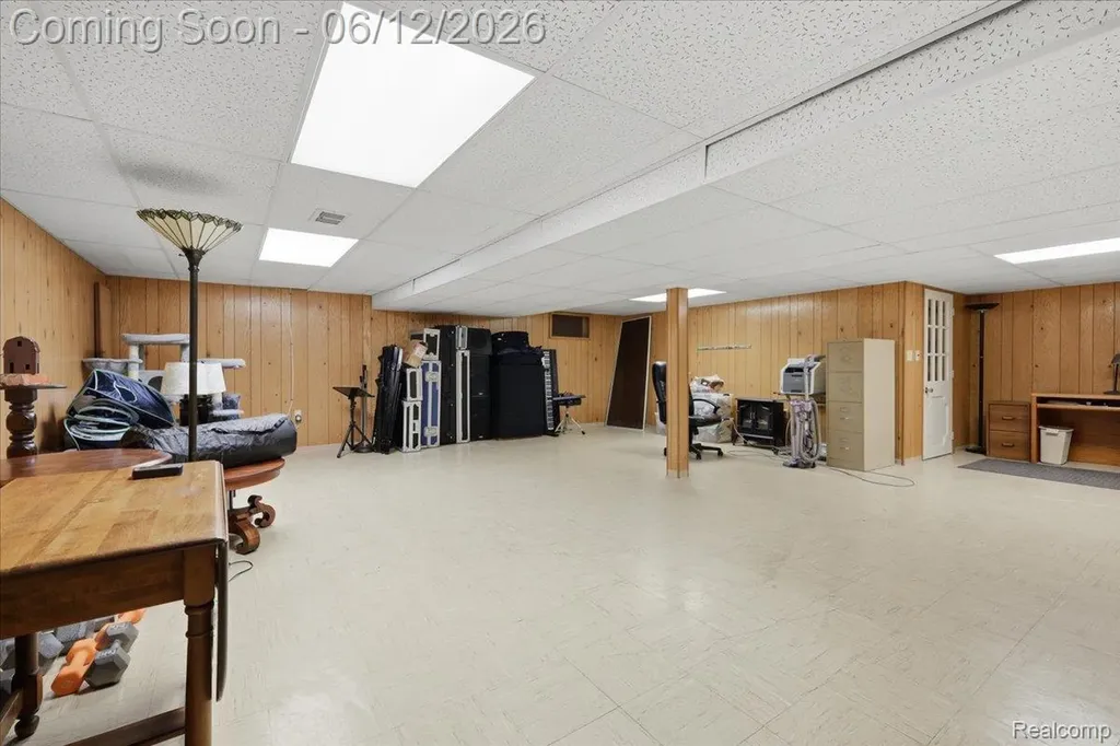 5048 Tree Hill Road Grand Blanc Charter Township MI 48439