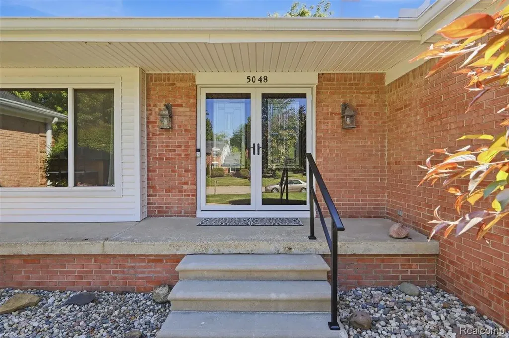 5048 Tree Hill Road Grand Blanc Charter Township MI 48439