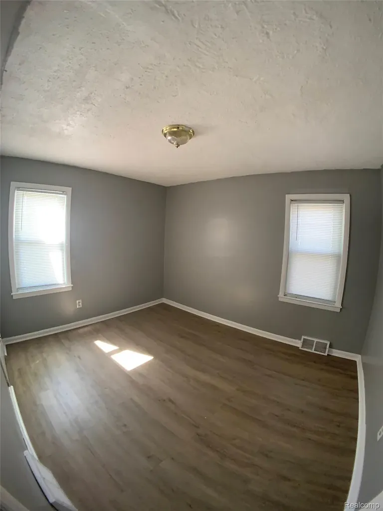 9939 Prest Street Detroit City MI 48227