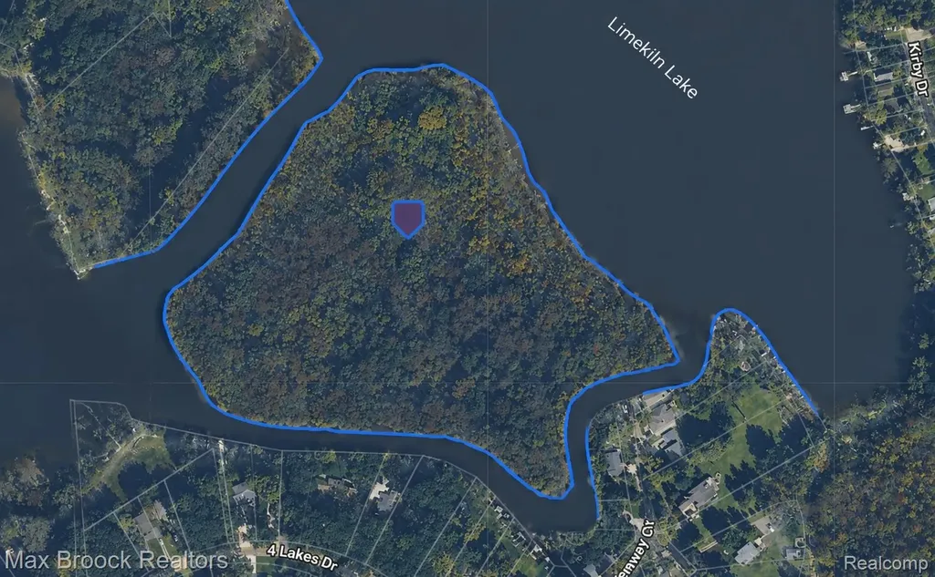 Vac Four Lakes Drive Green Oak Township MI 48178