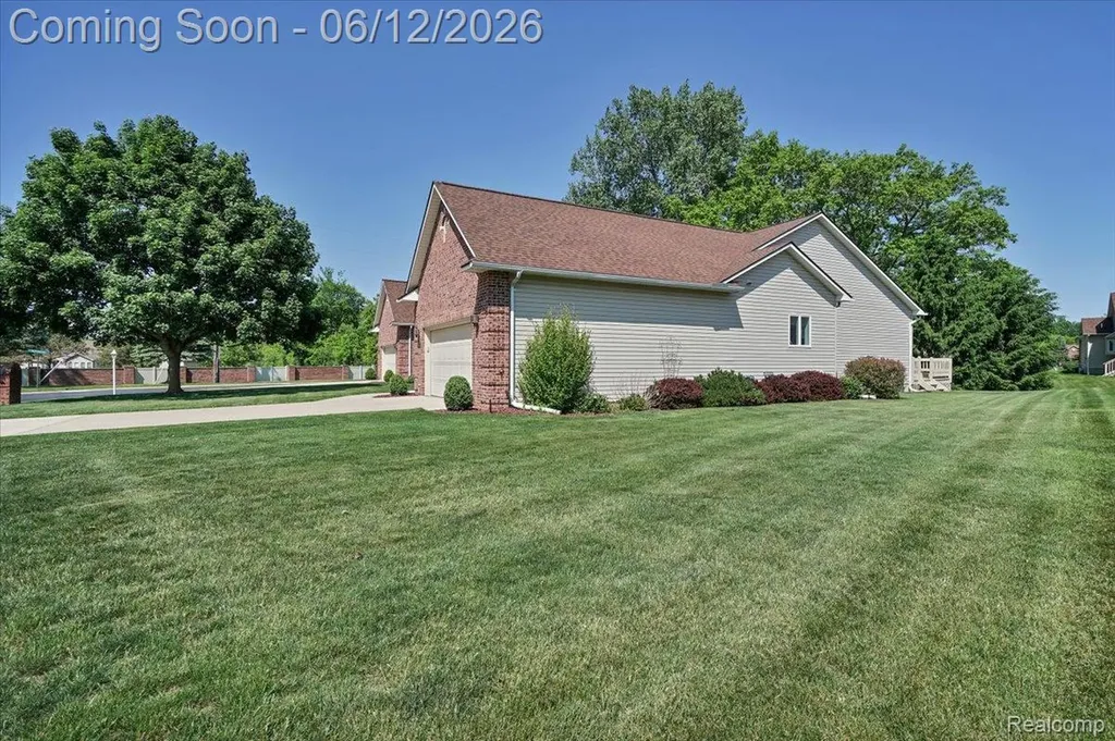 1521 Rio Grande Court Flint Charter Township MI 48532