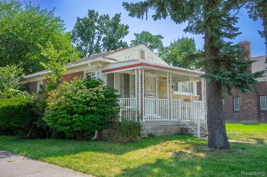 13150 Glenfield Street Detroit City MI 48213