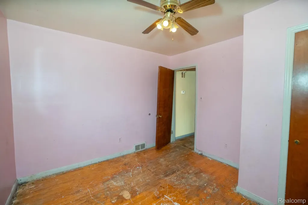 13150 Glenfield Street Detroit City MI 48213