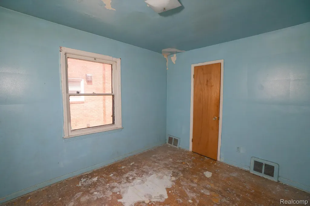 20161 Yonka Street Detroit City MI 48234