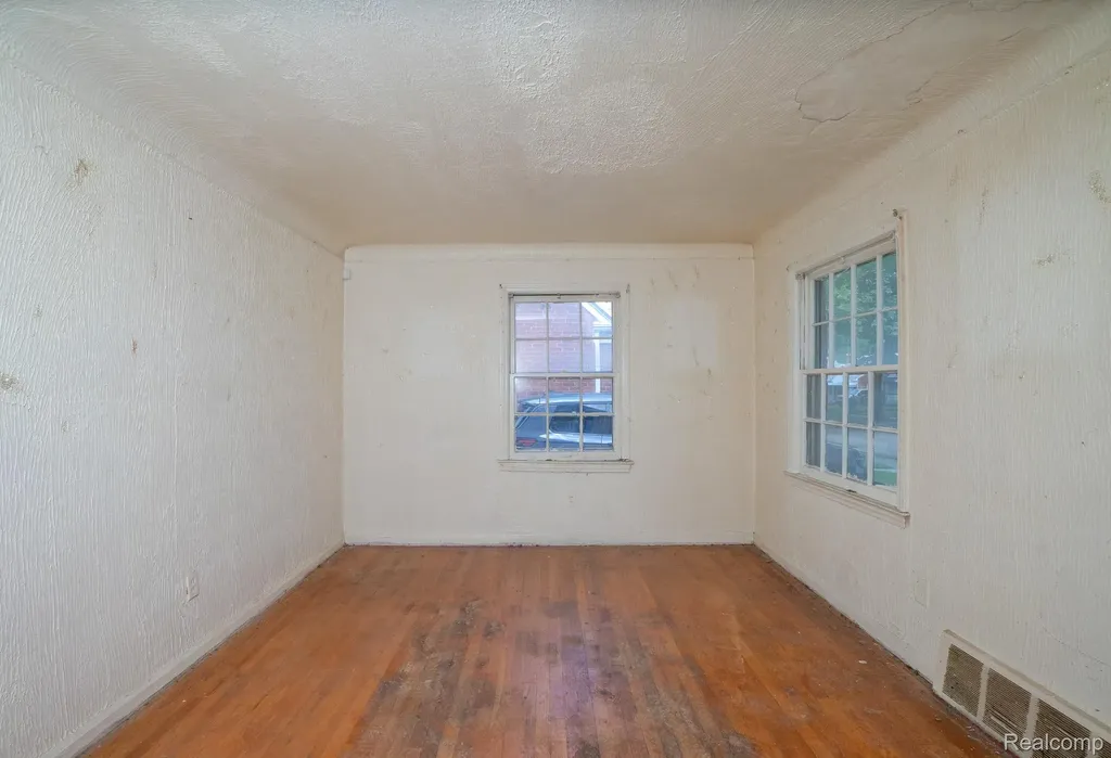 20161 Yonka Street Detroit City MI 48234