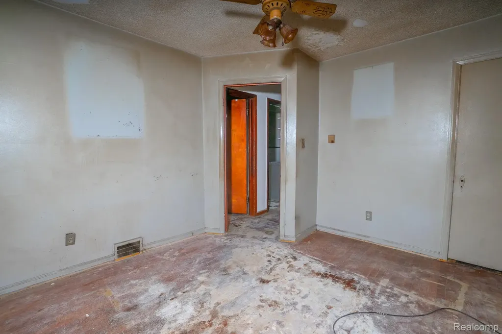 19126 Stotter Street Detroit City MI 48234