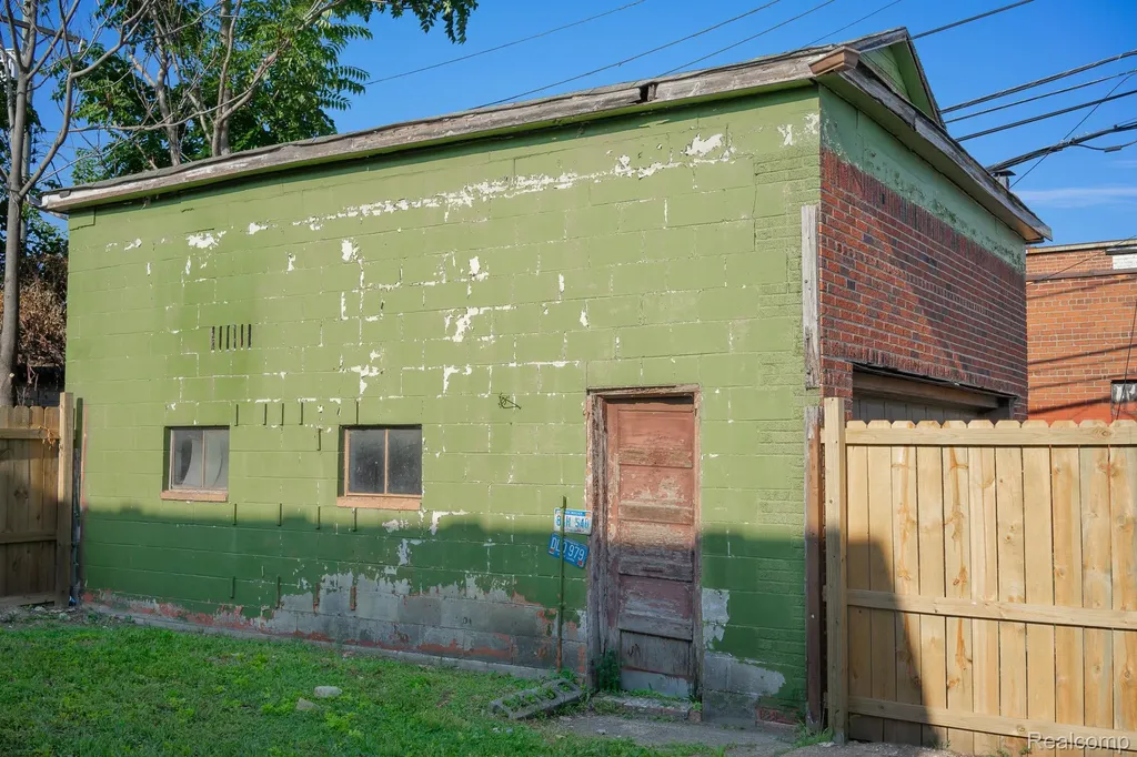19126 Stotter Street Detroit City MI 48234