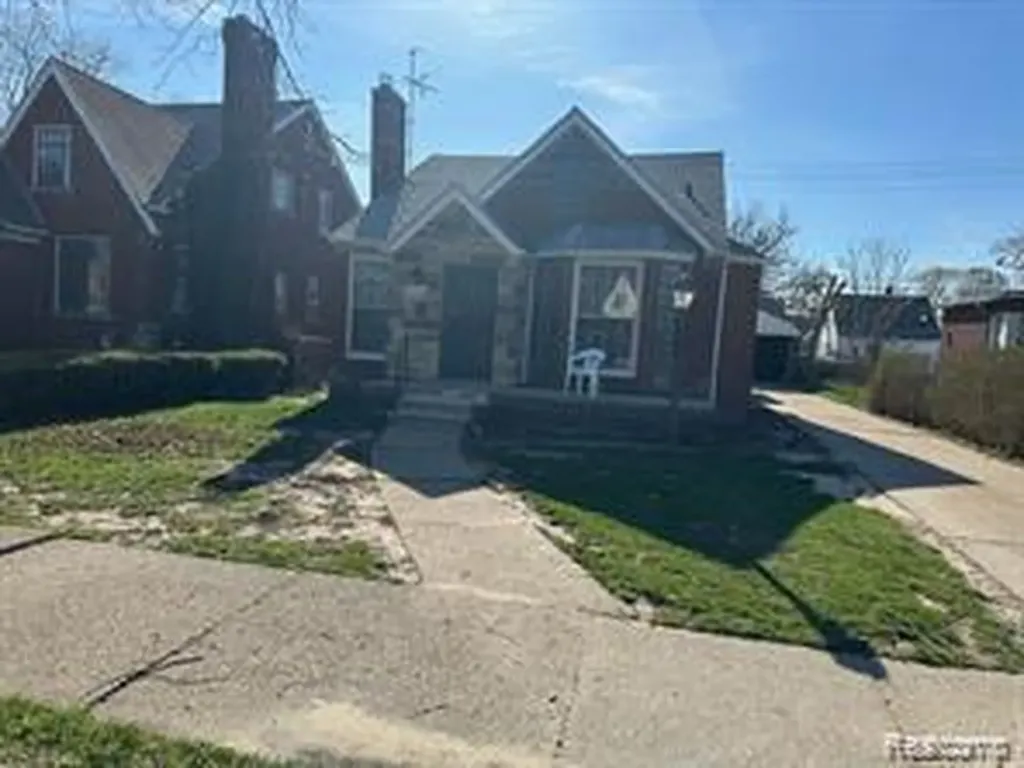 10220 E Outer Drive Detroit City MI 48224