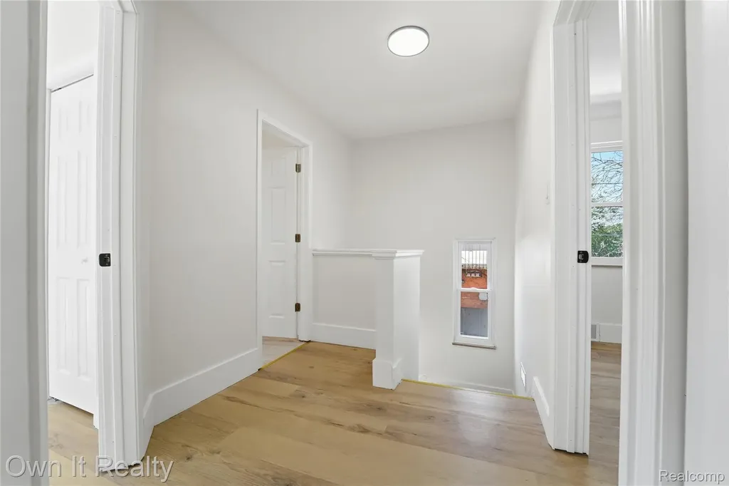 17127 Santa Barbara Drive Detroit City MI 48221