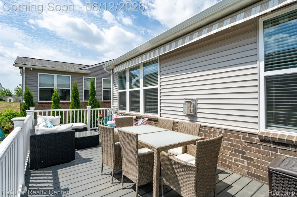 1233 Lark Street Orion Charter Township MI 48360