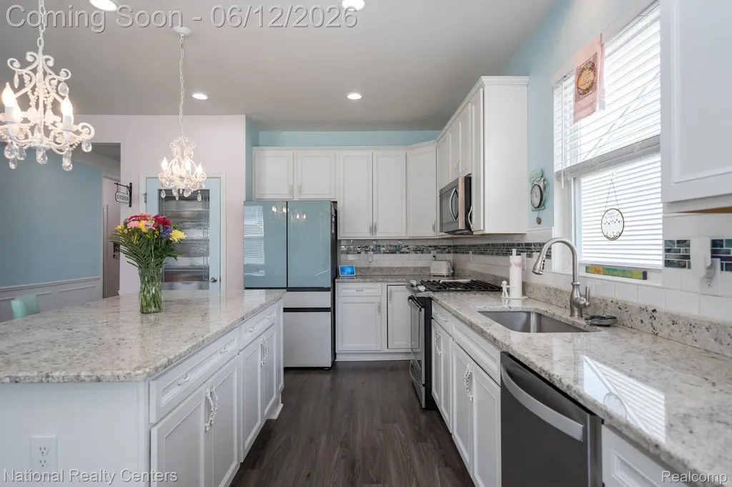 1233 Lark Street Orion Charter Township MI 48360