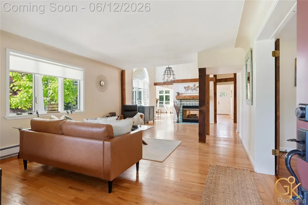 1293 Burns Road Milford Charter Township MI 48381