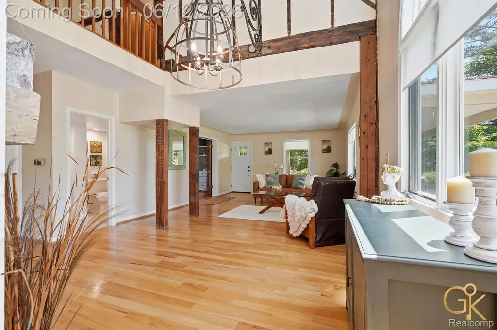 1293 Burns Road Milford Charter Township MI 48381