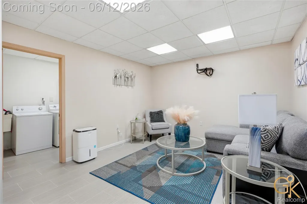 1293 Burns Road Milford Charter Township MI 48381
