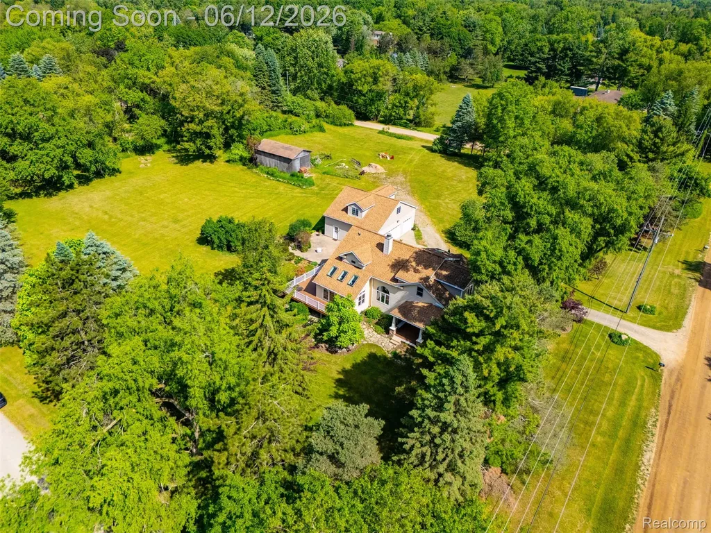 1293 Burns Road Milford Charter Township MI 48381